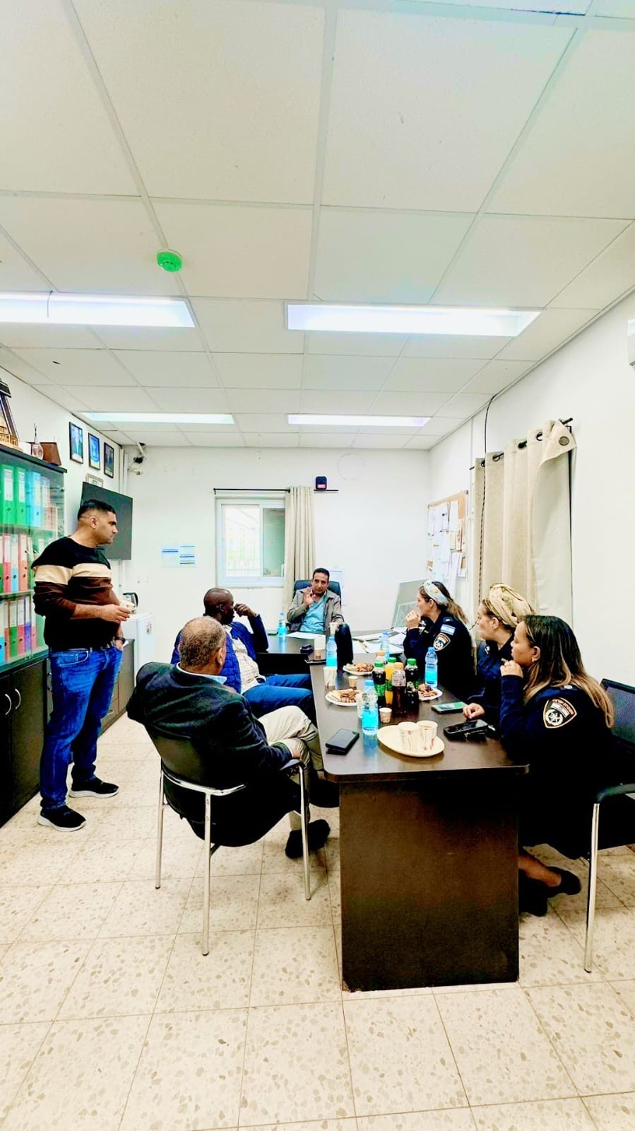You are currently viewing بلدية رهط – قسم  الأمن الجماهيري والتربية والتعليم يعزّزان الوعي لدى الطلاب